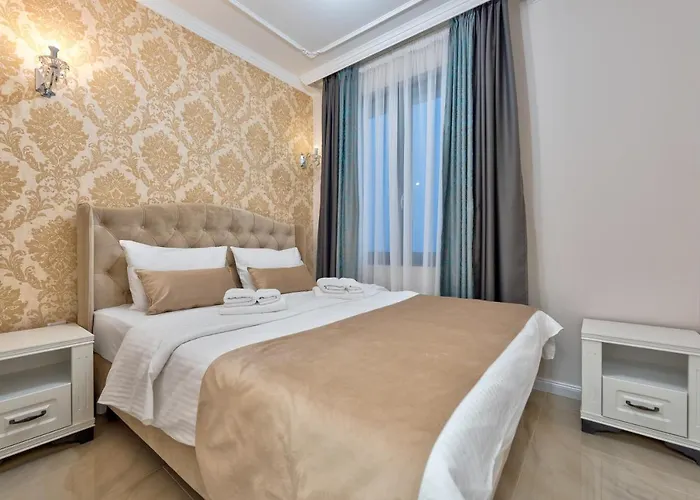 Adonis 205 즐라티보